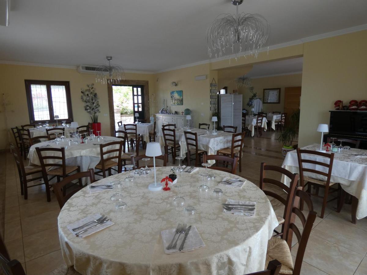 I Due Melograni Agriresort Tarano Buitenkant foto